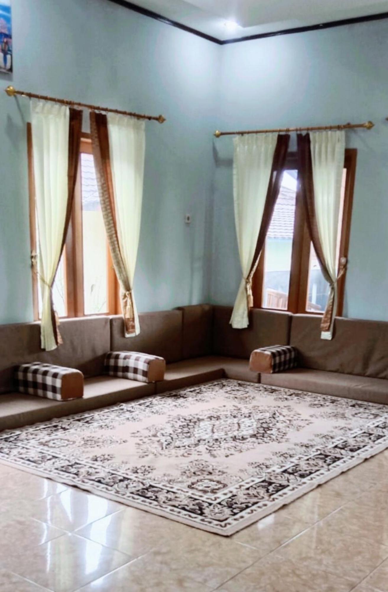 Villa Mutiara Citra Puncak Bu Eva Sampal Luaran gambar