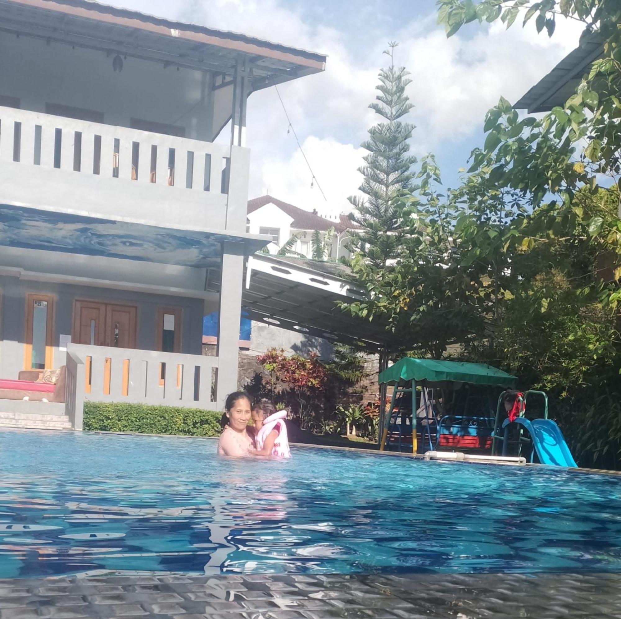 Villa Mutiara Citra Puncak Bu Eva Sampal Luaran gambar